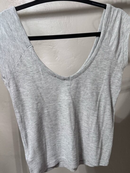 Tops - Light Gray Ribbed V-Neck Tank